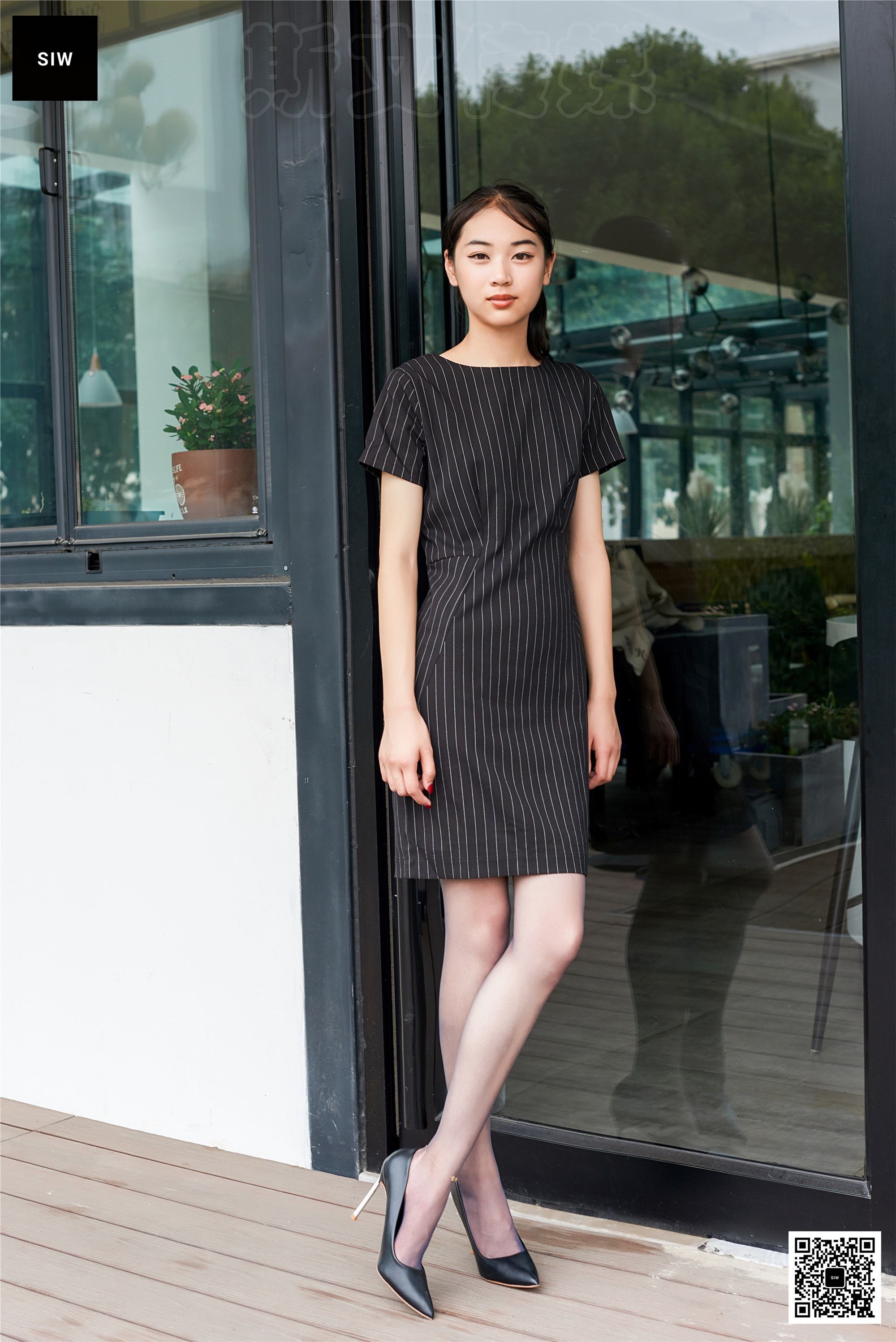 SIW斯文传媒 048 中式条纹小清新短袖连衣裙 - 丽莉